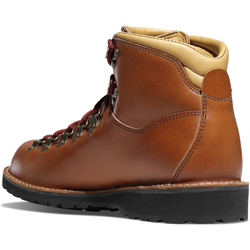 Brown Men's Danner Mountain Pass Hiking Boots | 42869-FRCW