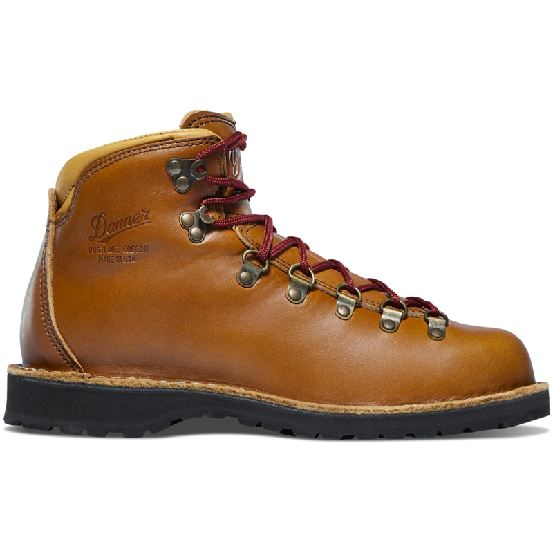 Brown Men\'s Danner Mountain Pass Hiking Boots | 42869-FRCW